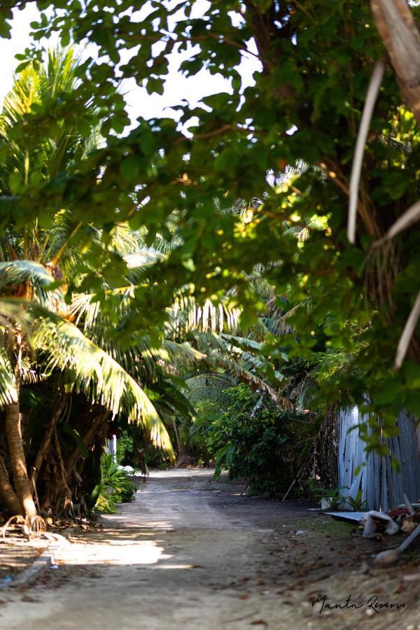 Manta Reserve Maalhos  Exterior photo