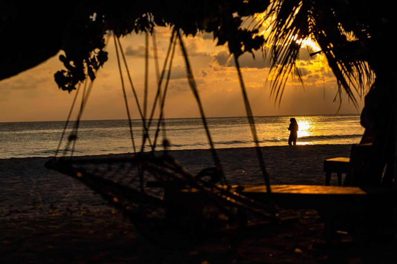 Manta Reserve Maalhos  Exterior photo